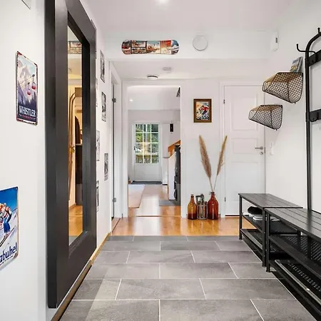 Апартаменты Ski-in Out Apt, Private Sauna, Sleeps 9 *