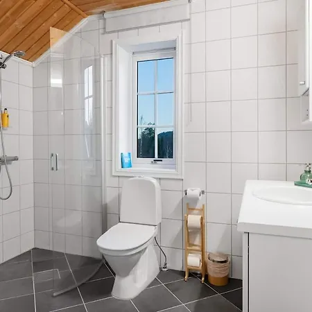 Ski-in Out Apt, Private Sauna, Sleeps 9 Апартаменты Трисиль